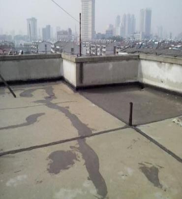 响水漏水维修 楼顶漏水是什么原因，楼顶漏水维修方法是什么?