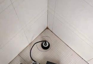 响水卫生间漏水维修之 loft 夹层储藏室毗邻暗管渗水哪家好，推荐诚匠小爱修缮